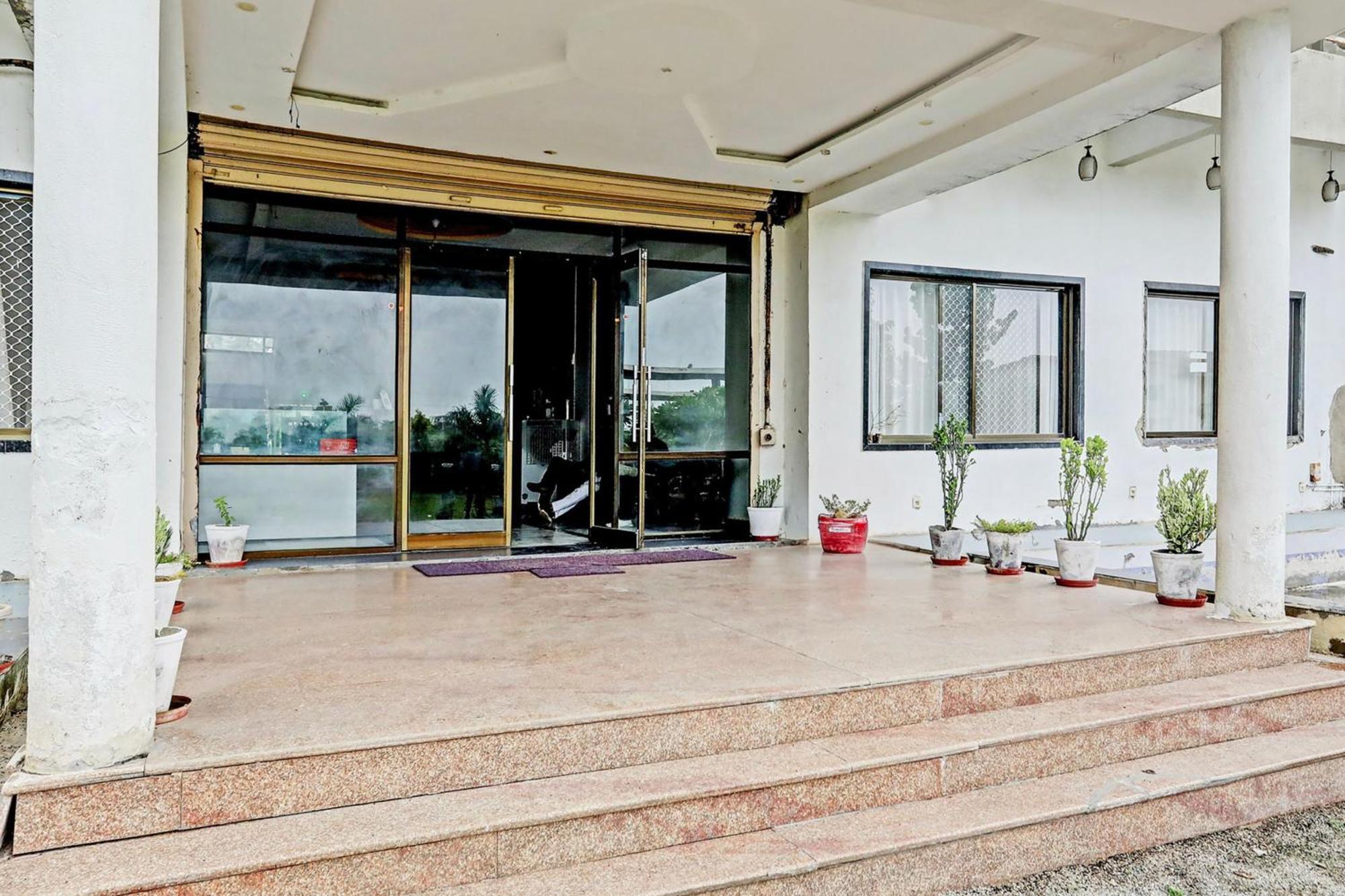 Collection O The Galaxy Resort Nathdwara Exterior photo